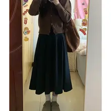 深青色 薄手サーキュラー スカート【春秋用・ミディ丈・幅広サイズ対応】