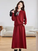 秋冬用ニットドレス【スカーフデザイン・小さな襟付き・セーターとスカートの2点コーディネート】（セットアップ対応）