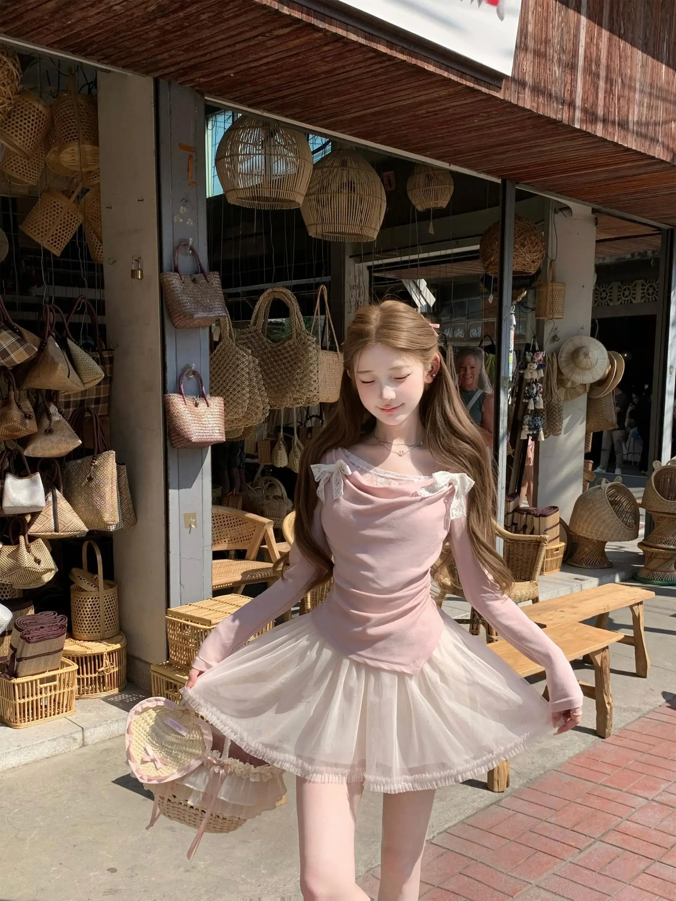 春のロングスカートをどう選ぶ？少女らしさと通勤のバランスを取るコツ
