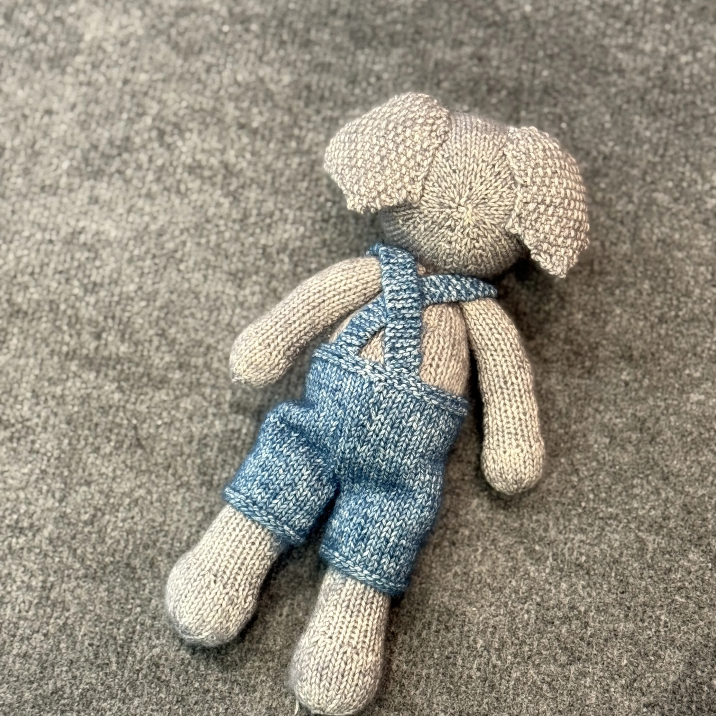DIY編み物材料キット フリック小象：crochetの初心者向けパターンとppバンド 花編みの実用性を比較