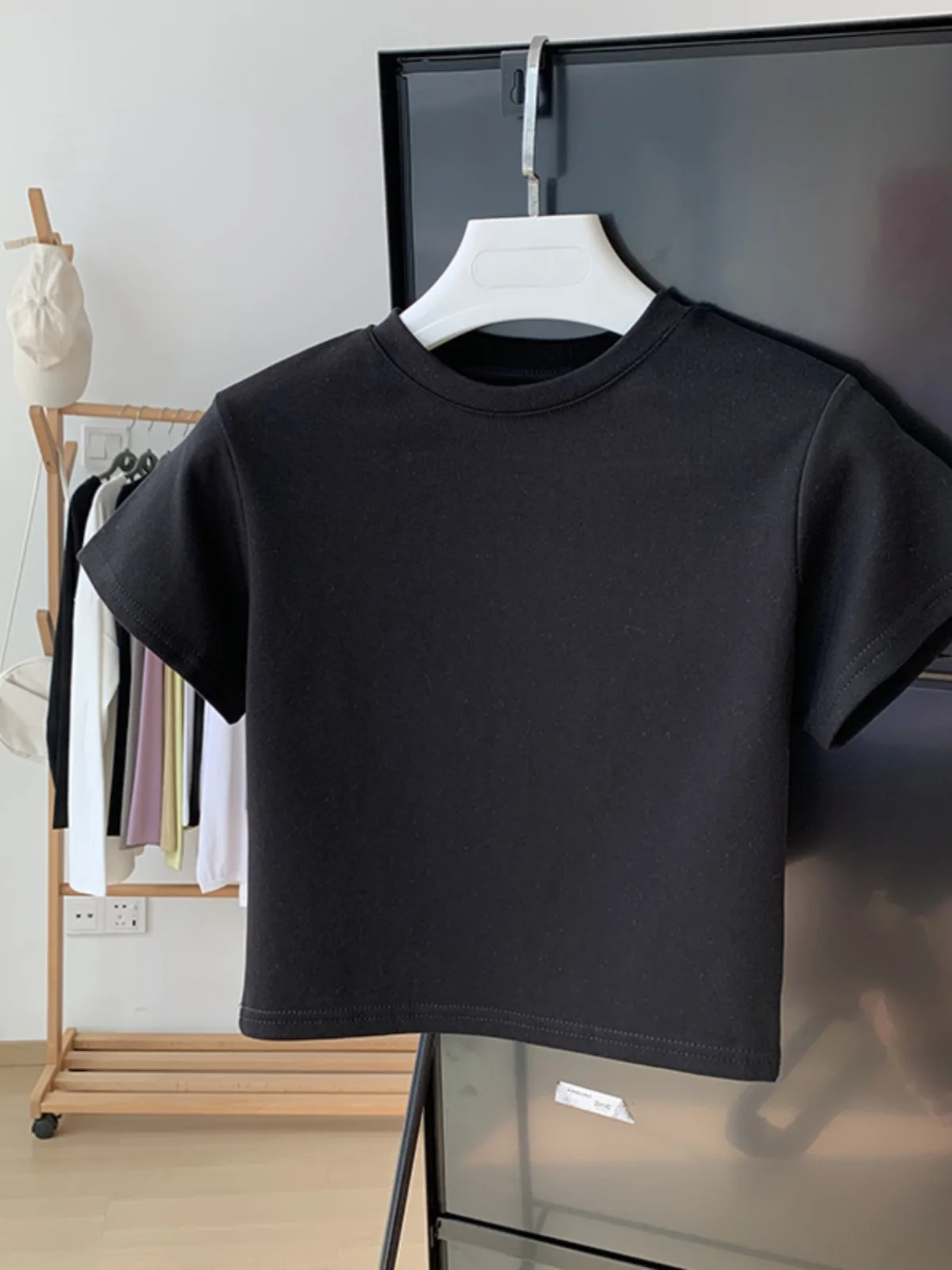 夏の1日で何を着るかが決まる、ショートスリーブTシャツの選び方って？