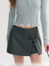 立体リボンデザインのショートスカートパンツ【穴あけ不要・Aライン・ショート丈・スリット入り】