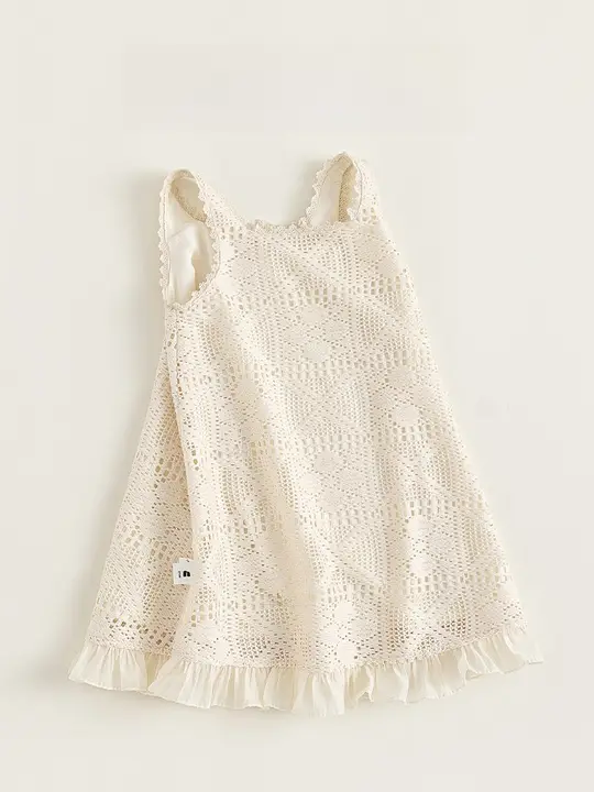 夏用 フラワー刺繍の子供用ノースリーブワンピース【可愛いデザイン・フリル付き・透かし編み】（セットアップ対応）