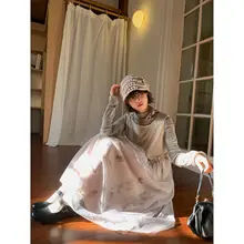枯れたバラのデザイン！ヴィンテージ風フラワープリントノースリーブワンピース【中長丈・ラウンドネック  】