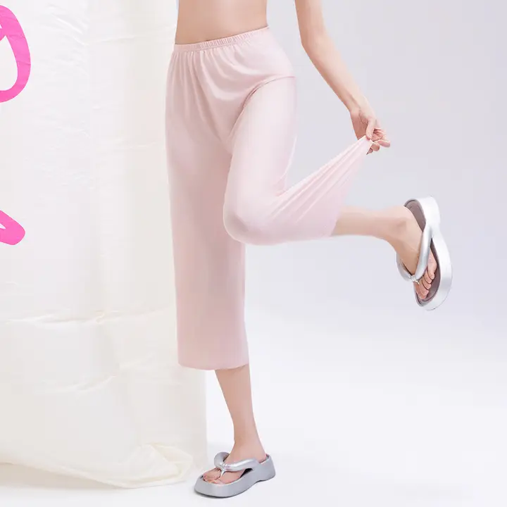 透け防止の薄手レイヤードパンツ【アイスシルク・ワイドレッグ・大きいサイズ・高腰】（セットアップ対応）