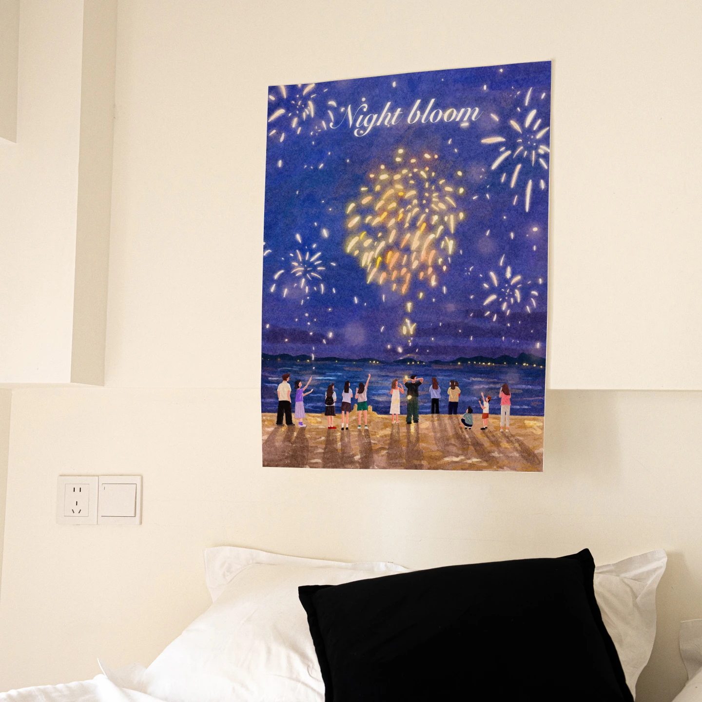 誕生日にタペストリーを贈るなら、七夕の花火が描かれた背景布がベスト？
