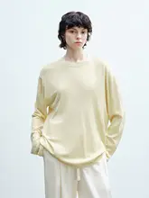 万能なビスコース素材のタイトTシャツ【スリムフィット・ストレートシルエット】（セットアップ対応）