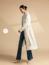 尖った襟の中長丈トレンチコート【春夏用・褶皱デザイン】