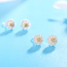 純銀製 小雛菊デザインピアス【シンプル・フラワー】