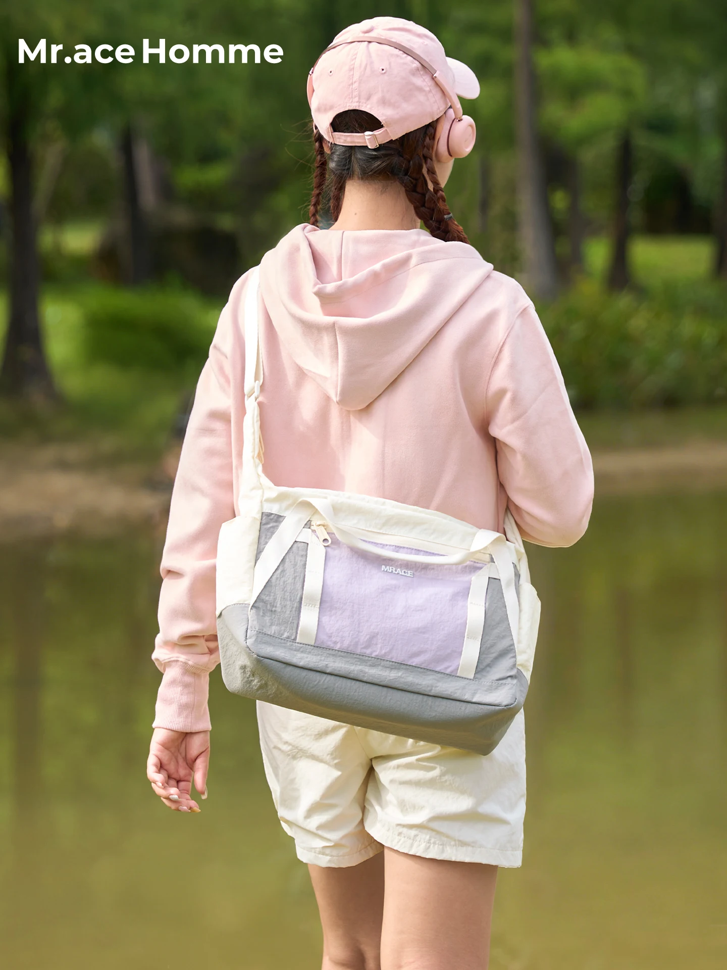 肩掛けバッグで散歩の日常を軽くするには？キャンバス素 材の選び方と実際の使い勝手