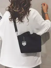ナイロンキャンバスの小型バッグ【通勤・お弁当収納・肩掛け可】
