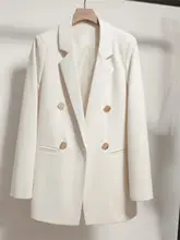 高級感ある米白色の女性用ジャケット【春用・フィット・ダブルボタン】