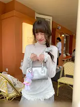 花柄デザインのハイネック長袖トップス【グレー・秋用・インナー対応】