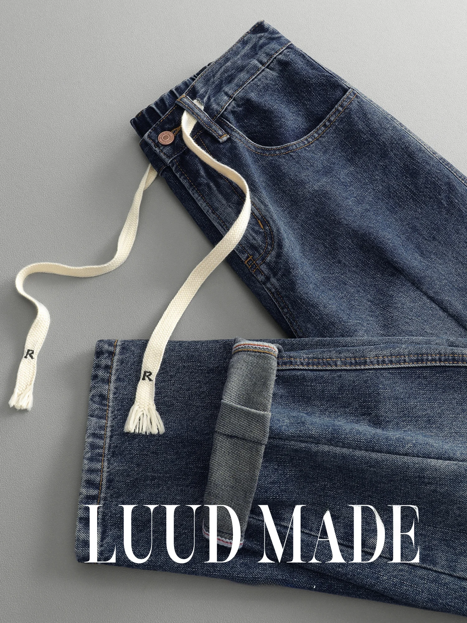 LUUD ワンウォッシュデニムパンツ：水洗加工による自然な風合いと現代風スタイルの実用性