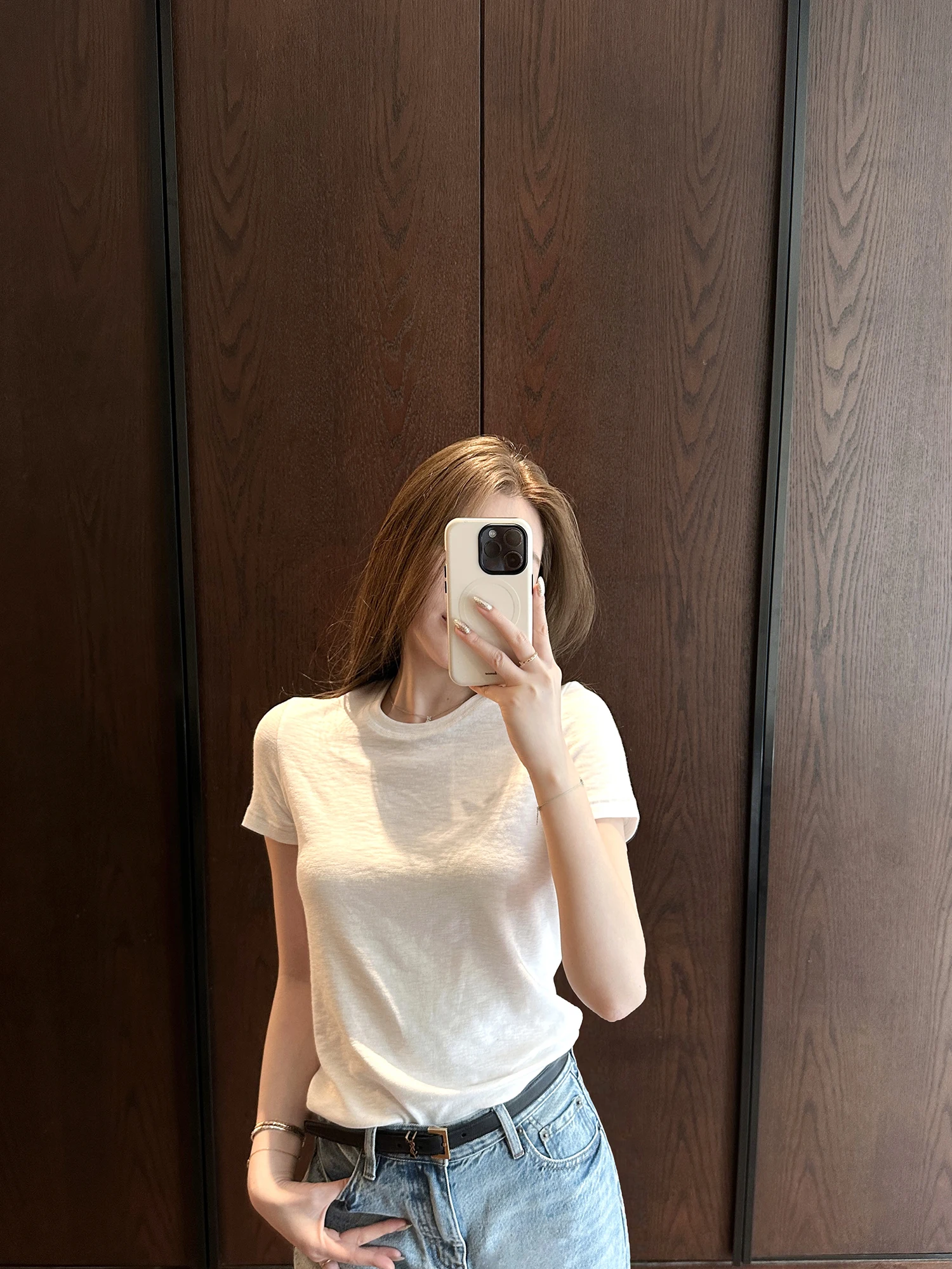 「tシャツ 伸びる」の謎は、生地の選び方にある？モーダル素材が解決するリアルな使い方