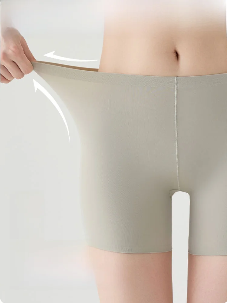 夏用薄手ボトムス：MiiOWの速乾ストレッチパンツが提供する収腹効果と通気性の実証