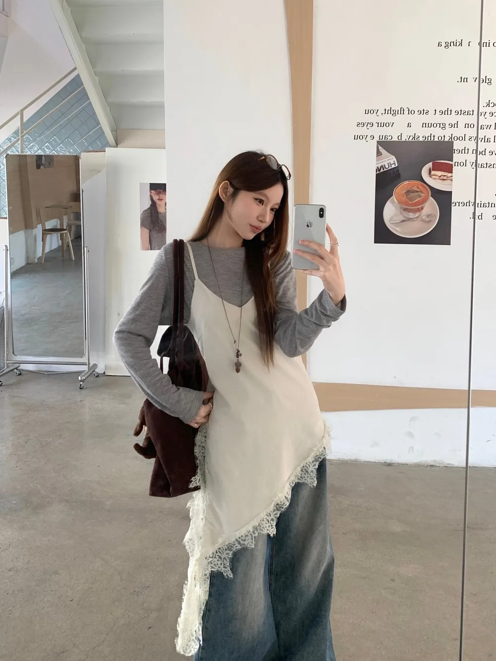 キャミワンピの切り替えが本当に必要なのか？実際の着心地とシーン別活用法を解説