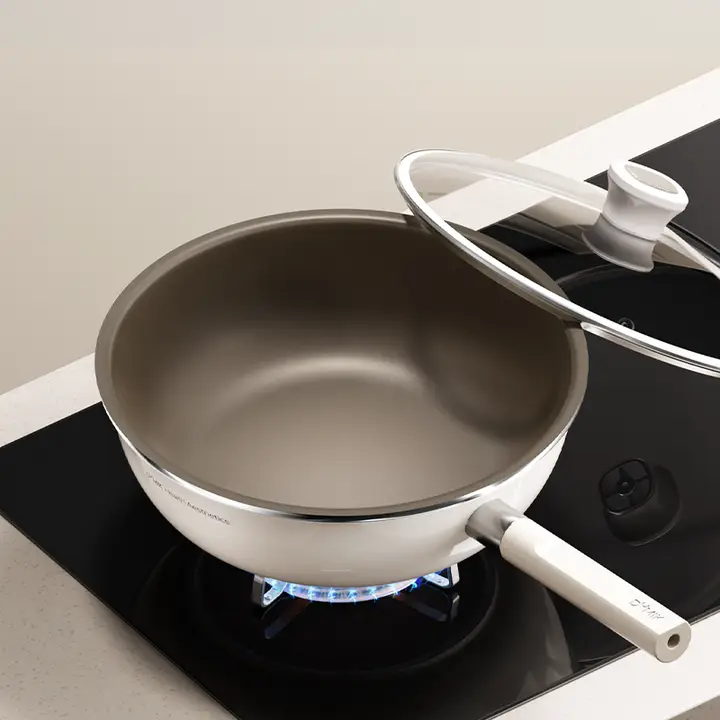 DUMIK チタンセラミック 無塗装 ノンスティックフライパン【平底・家庭用・深め】
