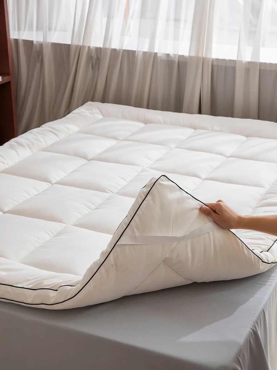 折りたたみ式マットレスプロテクター：厚手冬用2人用の実用性とサイズ選び方