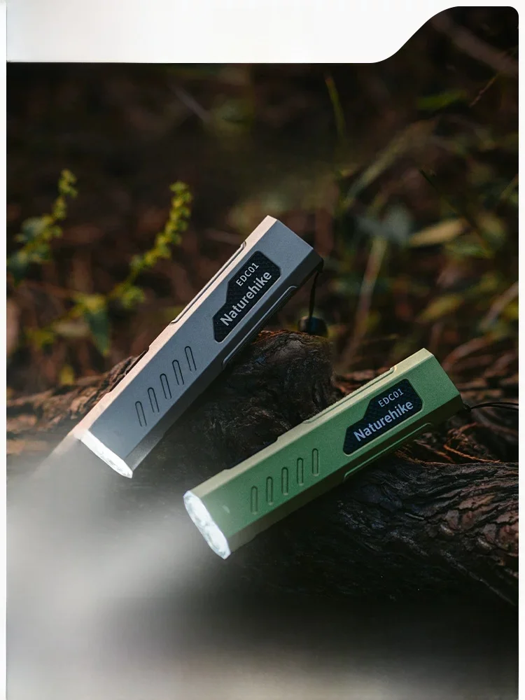 LEDランタンの充電方法は？2時間で充電できるものや、長持ちするタイプはどれ？