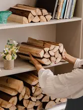 侘寂スタイルのクリスマス雰囲気！本物の炎を使用した木製暖炉【おしゃれなインテリア・リビングや民宿にぴったり・デコレーション用】