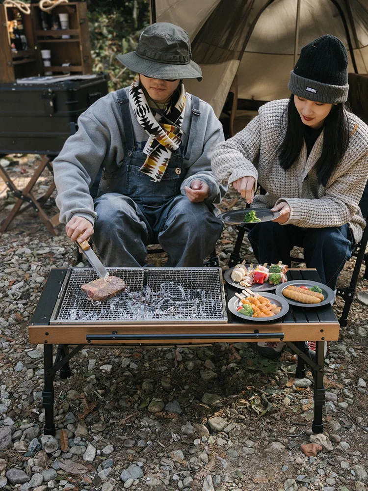 折りたたみテーブル ピクニックキャンプ用 軽量アルミニウム合金の実用性と設置シーン