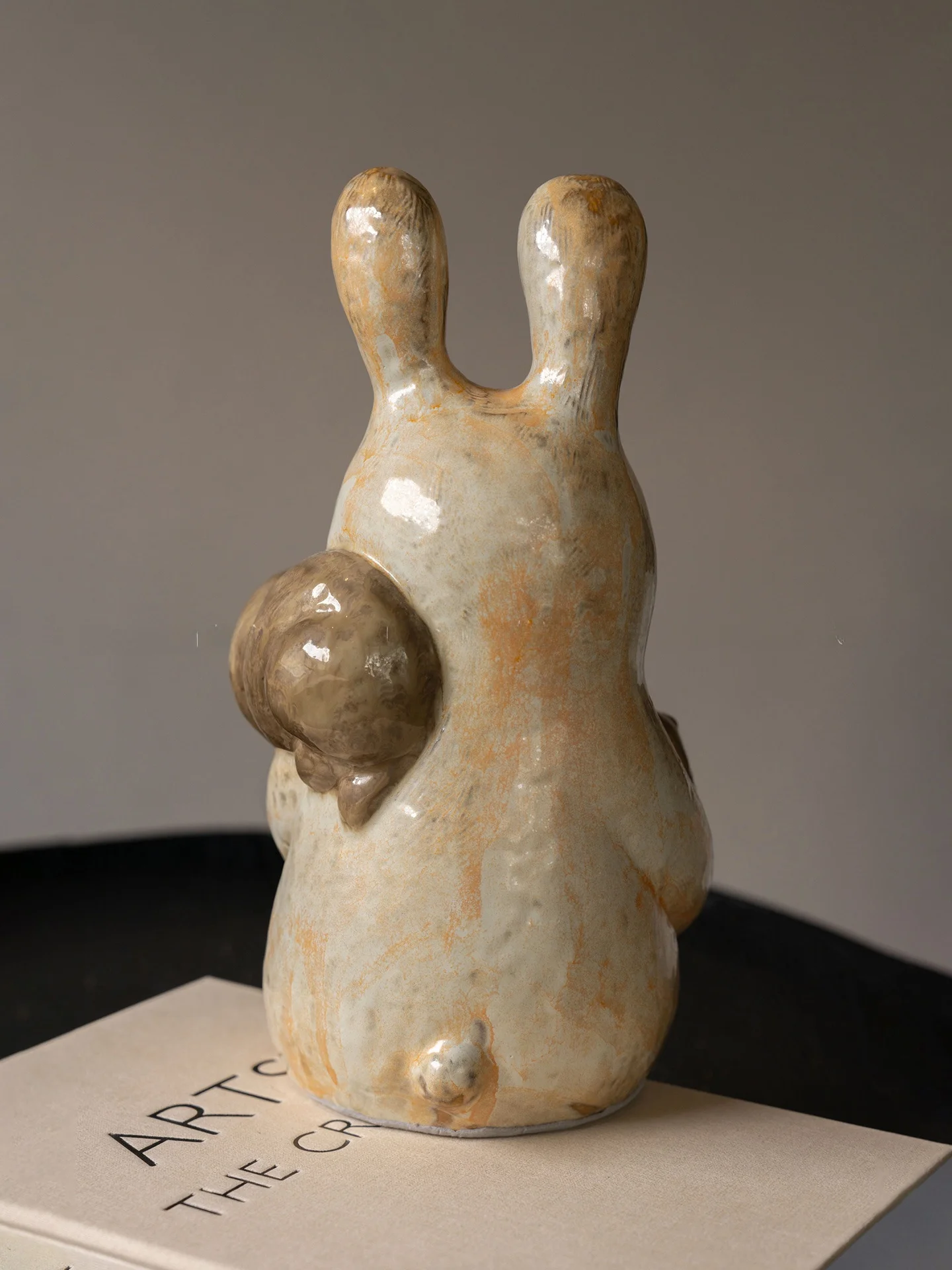 親子手形アートで思い出を残すには？手描き陶器のアートオブジェがおすすめな理由