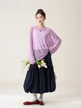 透け感のあるフラワーレースデザインの長袖Tシャツ【紫・女性用・夏向け】