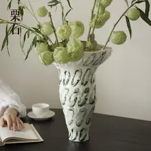 青瑶手描き陶器花瓶【フランス風・アートインテリア・彫刻デザイン】
