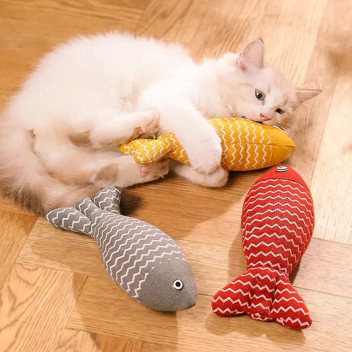ペット用猫おもちゃ【猫ミント・リアルフィッシュデザイン・遊び心をくすぐる】