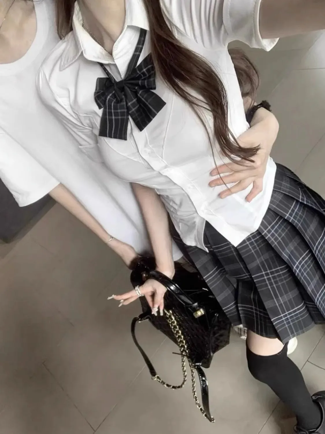 かわいい高校制服を着るなら、この1着で通勤も日常も輝く？