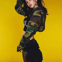迷彩柄フード付き短丈ジャケット【Chicなデザイン・コーディネートに最適】