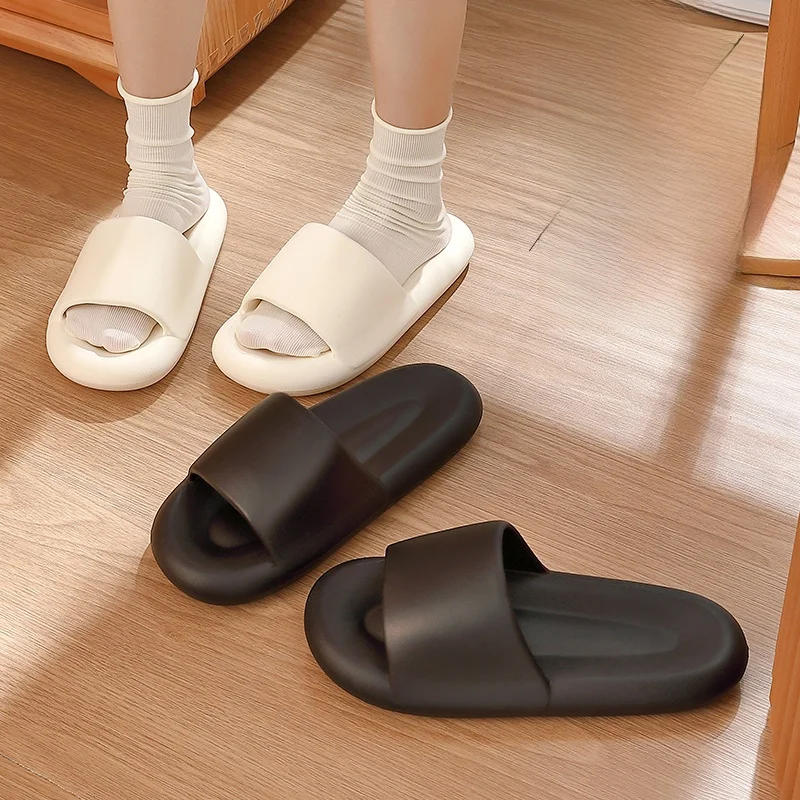 室内履きにかかとがあるのは、なぜ必要なのか？