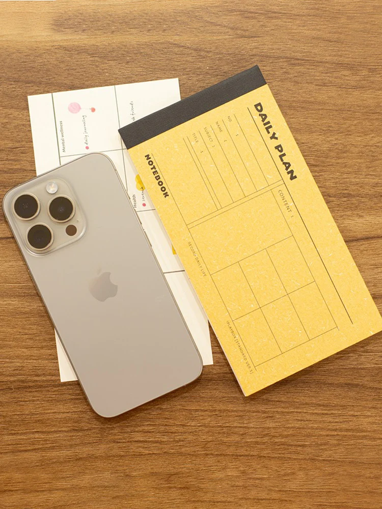 横向きデザインのポータブルノートブック：上司の机に書類を置くメモに最適な計画用本
