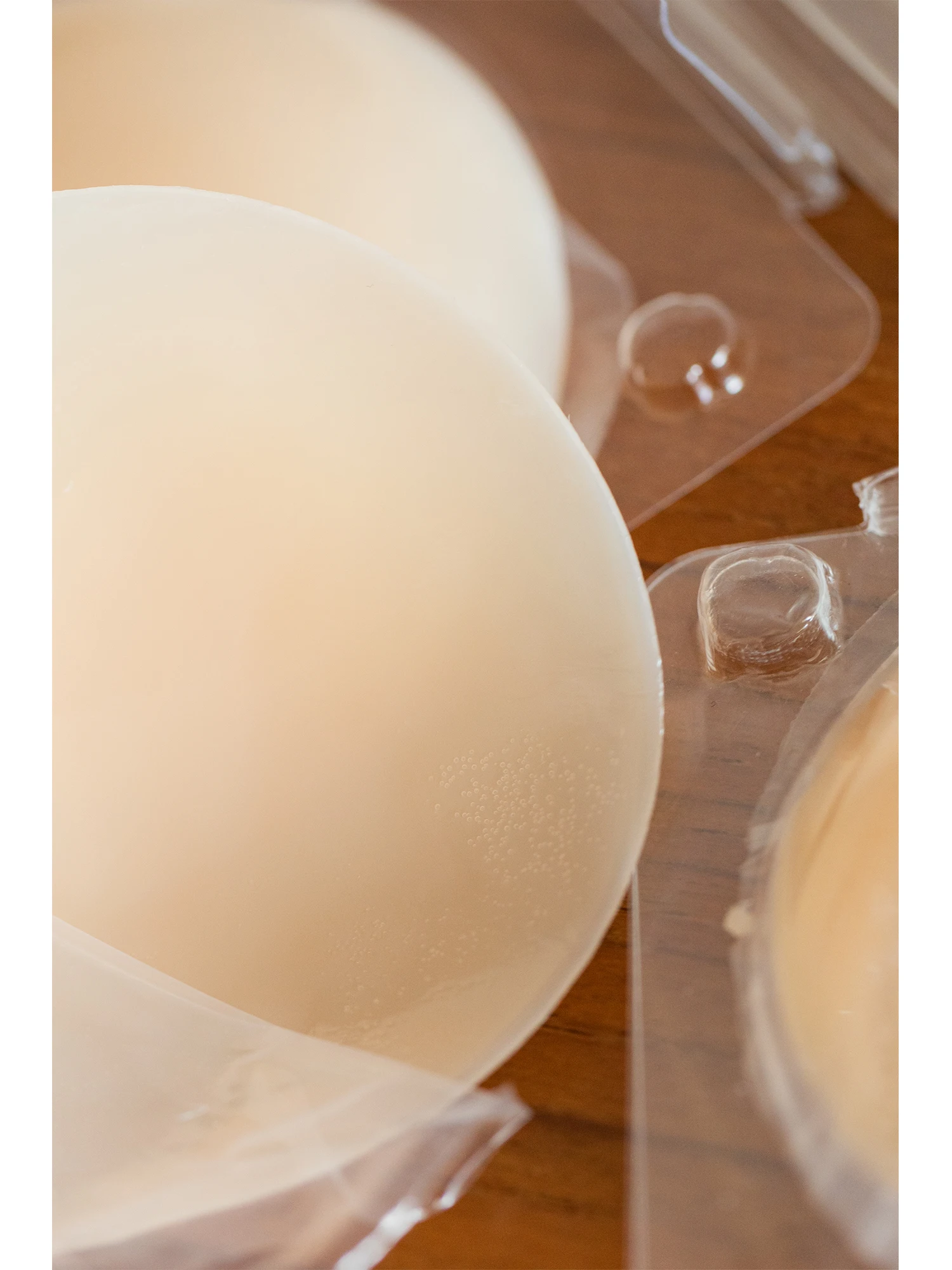 ナイトブラ育乳の効果とは？極上の柔らかさが透け感のある衣装に最適な実証データ