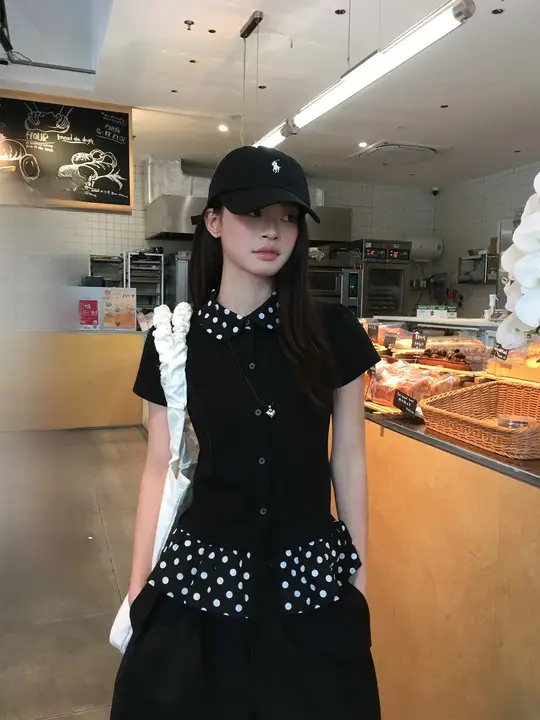ドット柄 ドールカラー 半袖Tシャツ【女性用・夏用・フィットデザイン】