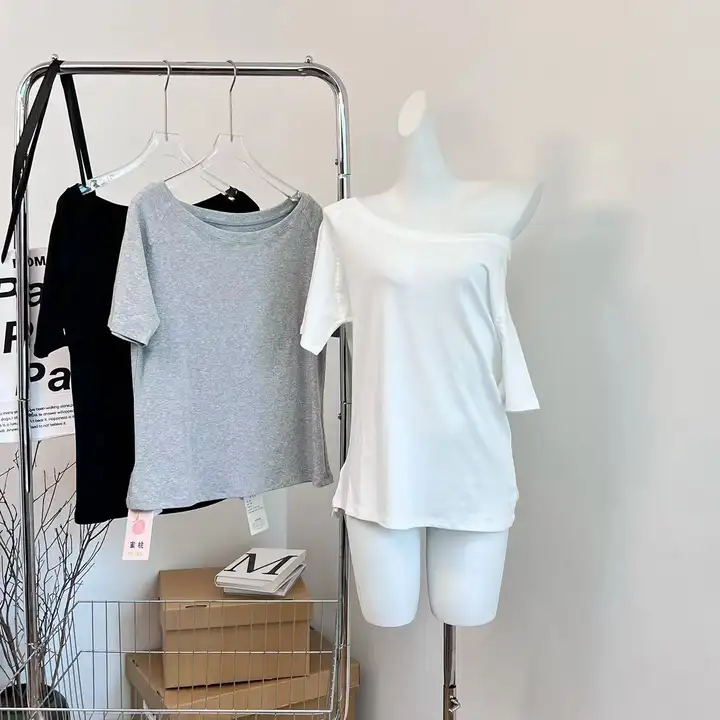 ストレッチネックの肩開きTシャツ【女性用・フィット・夏用・薄手・普段使い】