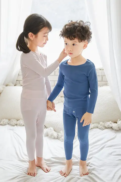 子供用秋冬長袖インナー薄手モダール上下セット（セットアップ対応）