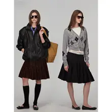 ウエストゴムのスリムフィットスカート【したシルエット・ふんわりデザイン】