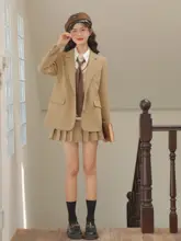 カジュアルな印象のカーキ色ブレザー【春季用・フィット・イギリス風デザイン】