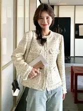 高級感ある米白色のショートジャケット【女性用・春秋・美しいデザイン・クラシックスタイル】（セットアップ対応）