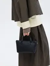 通勤用ミニトートバッグ【植物性タンニンなめし牛革・肩掛け・斜め掛け対応・日本風デザイン】