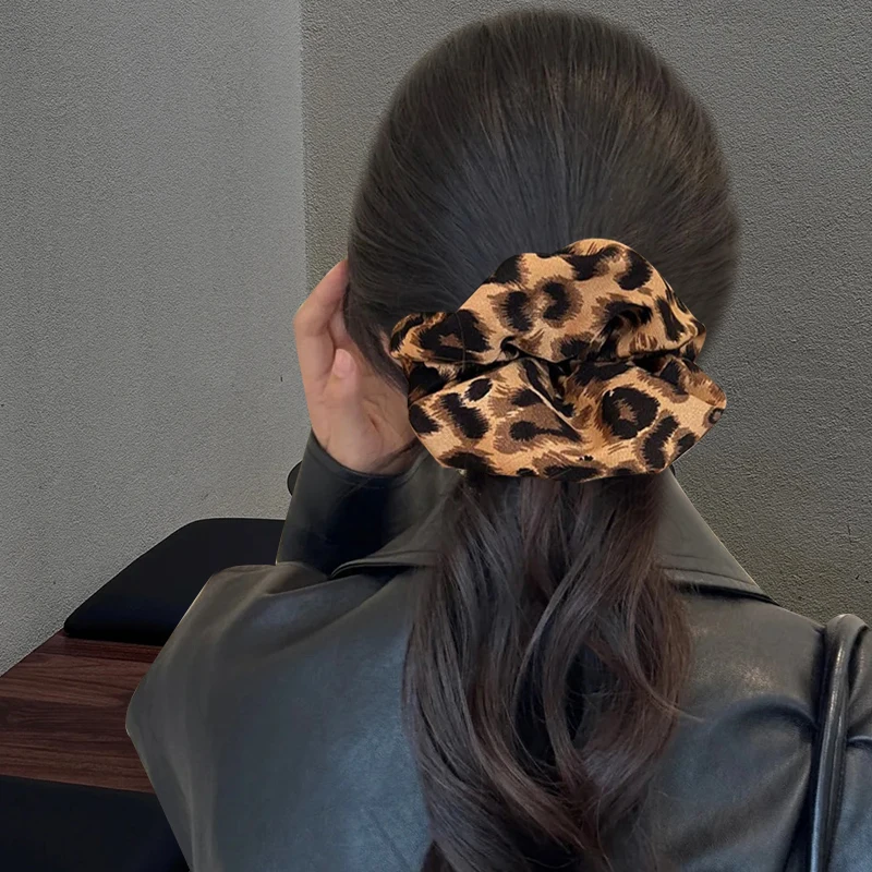 ボブヘアゴムを選ぶときに迷うなら、この1つのデザインが救う