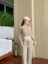 フィットした背中デザインの長袖ヨガトップス【ワイドレッグ・ハイウエスト・レディース用】【セットアップ対応】