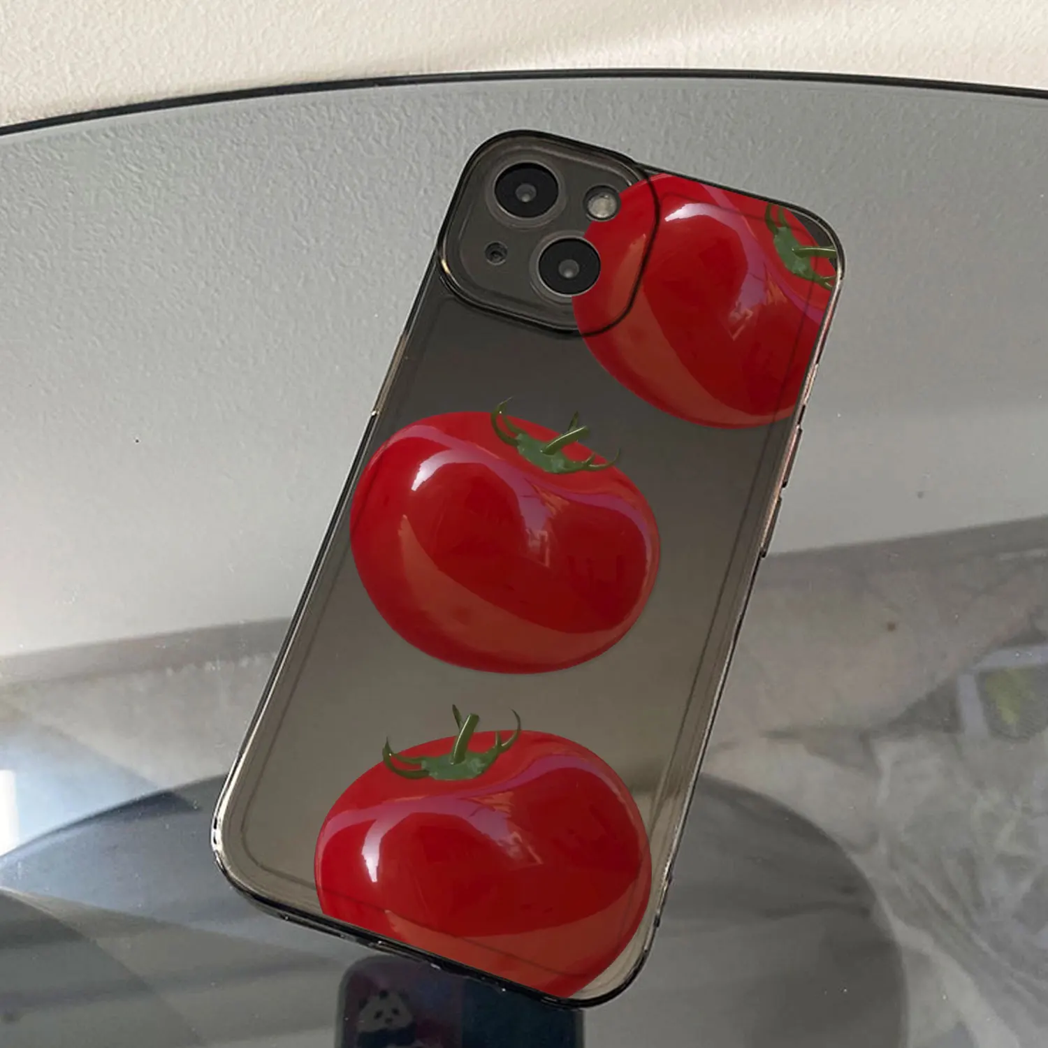 シリコンスマホケース：大Q美壳の全包タイプがベタベタしない理由