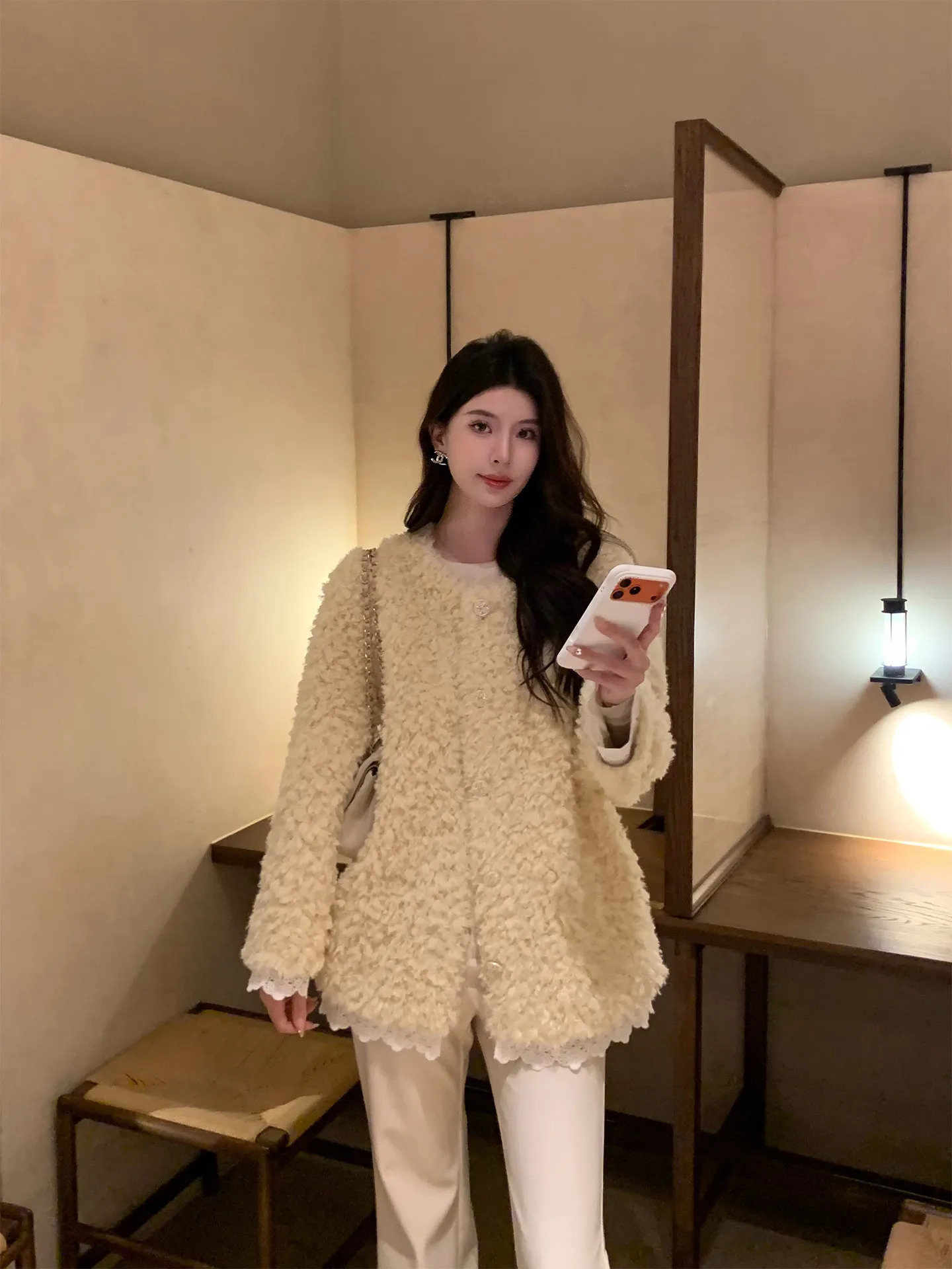ファーコート レディース おすすめ3選：冬の着こなしを美しく、快適に