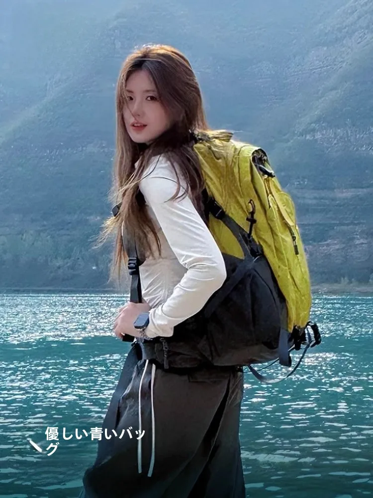 登山で水が漏れないバッグは、本当に存在するのか？