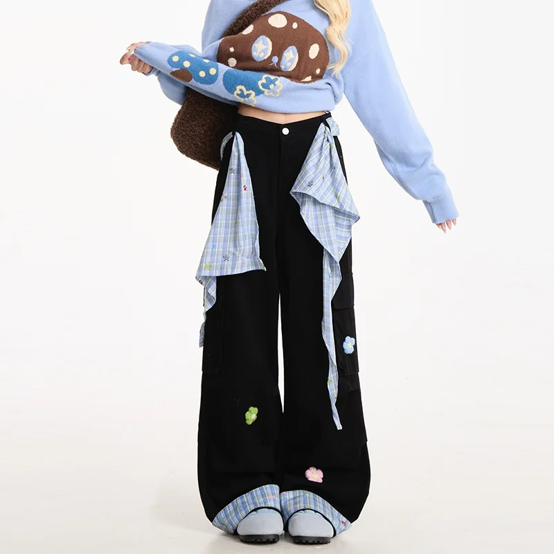 立体花柄チェック柄ウエストベルト付きワイドストレートパンツ：流行のデザイン カラーコーディネート アイテムの代表例