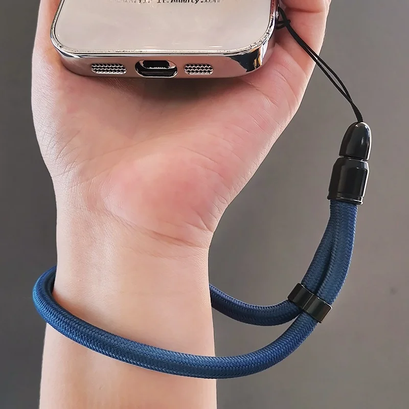 スマホショルダー アタッチメントを選ぶべきタイミングは？