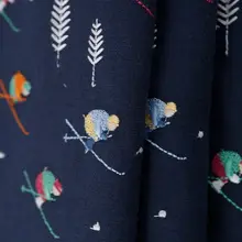 厚麻棉製スノーピープル刺繍生地【手作り化粧ポーチ・抱き枕・テーブルクロス用】